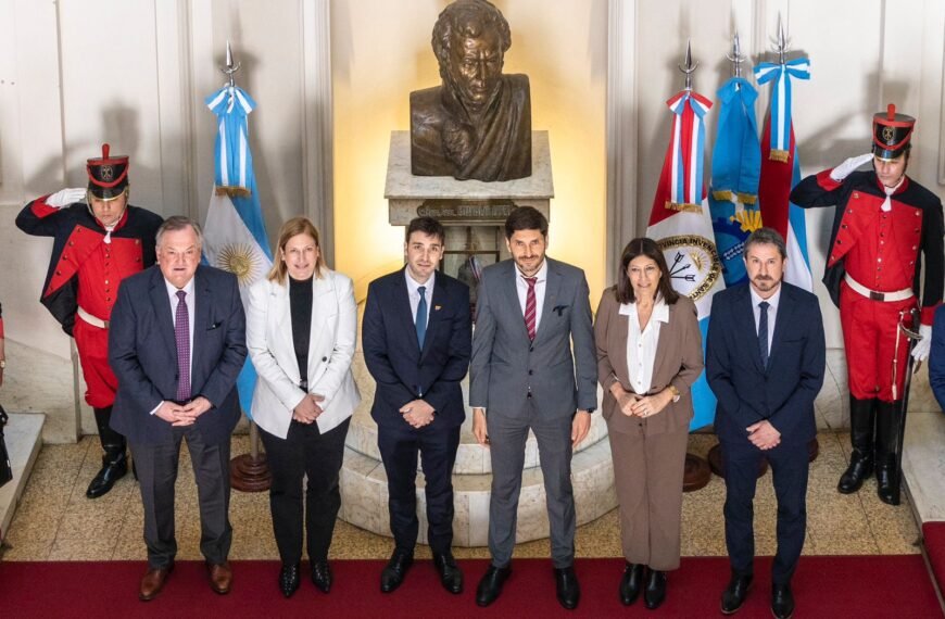 Chubut y Santa Fe firmaron convenios de cooperación&hellip;