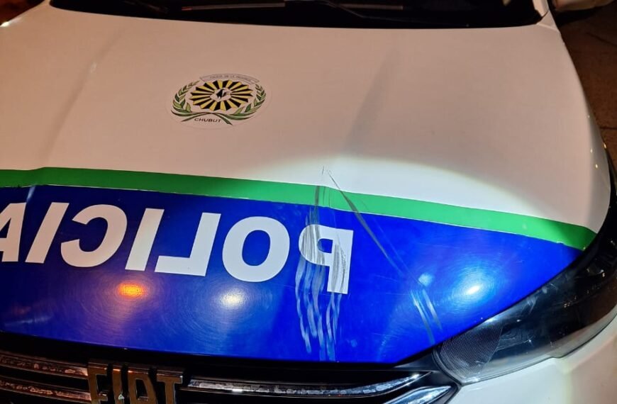 La policía intervino en una pelea en la&hellip;