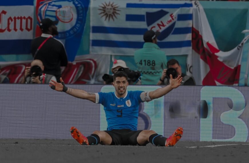 Luis Suárez anunció su retiro de la selección&hellip;