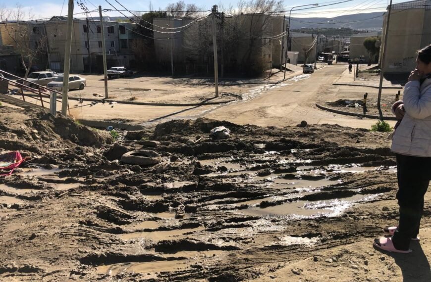 Vecinos de Las Américas y Abel Amaya solicitan respuestas por el gas y el estado de las calles