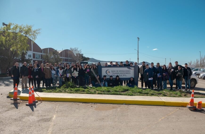 Escuelas Técnicas y Fundación Construyamos visitaron las instalaciones&hellip;