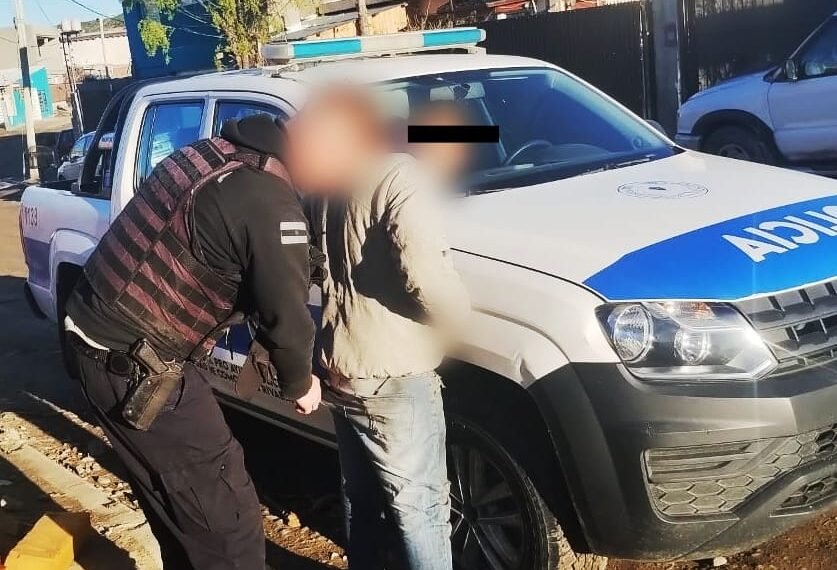 La Policía del Chubut detuvo a cuatro sujetos&hellip;