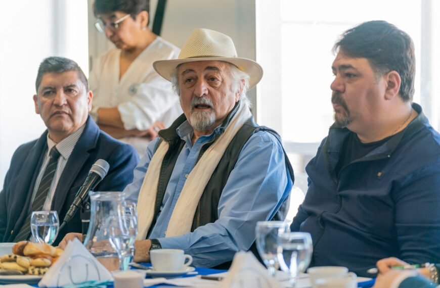 Othar acompañó la mesa participativa por la modificación del proyecto de Ley de Protección Integral del Adulto Mayor