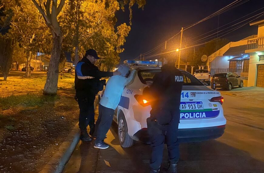Escapaban con ravioles, pollo y pan pero los&hellip;