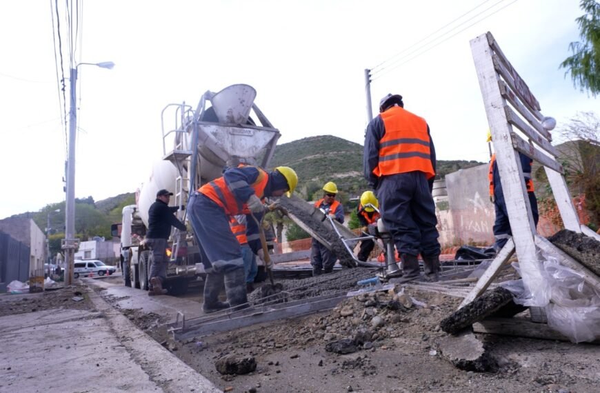 Trabajan en el mantenimiento de la trama vial de zona norte