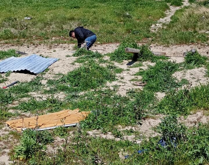Retiraron una precaria vivienda construida en sector usurpado