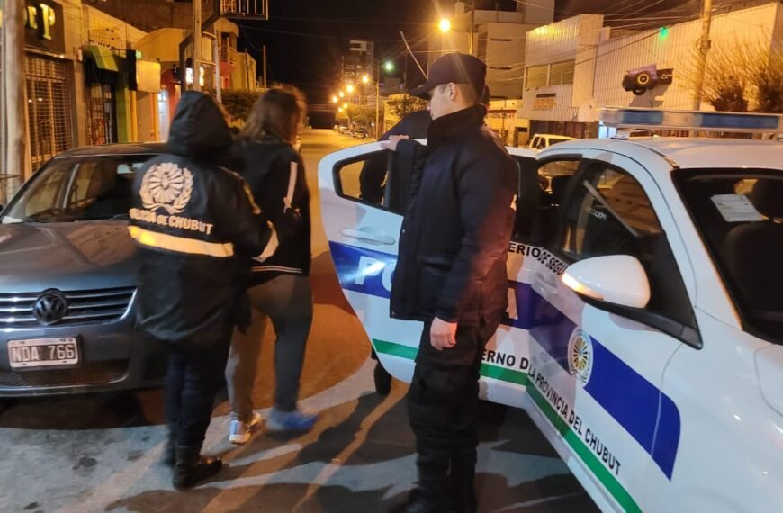 Disfrutaba la noche en un bar pero terminó&hellip;