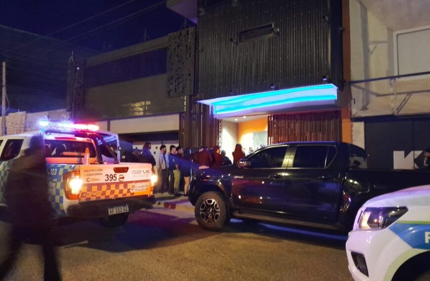 Impidieron el ingreso de 30 menores a un&hellip;
