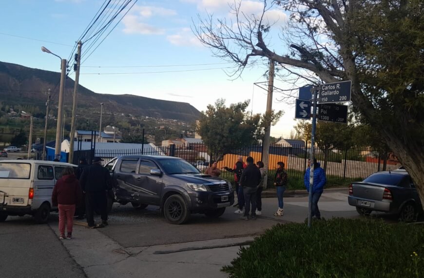 Choque con lesionados en Divina Providencia