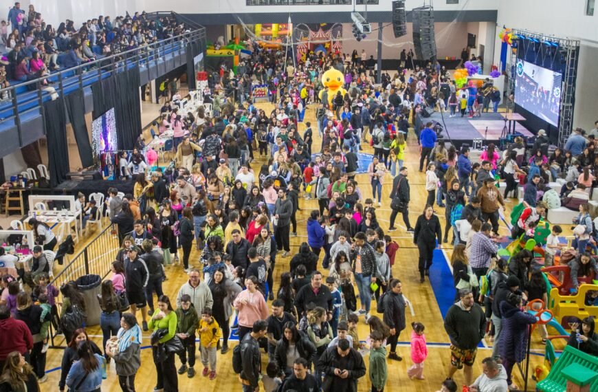Multitudinarios festejos por el Día del Niño de los Petroleros Privados