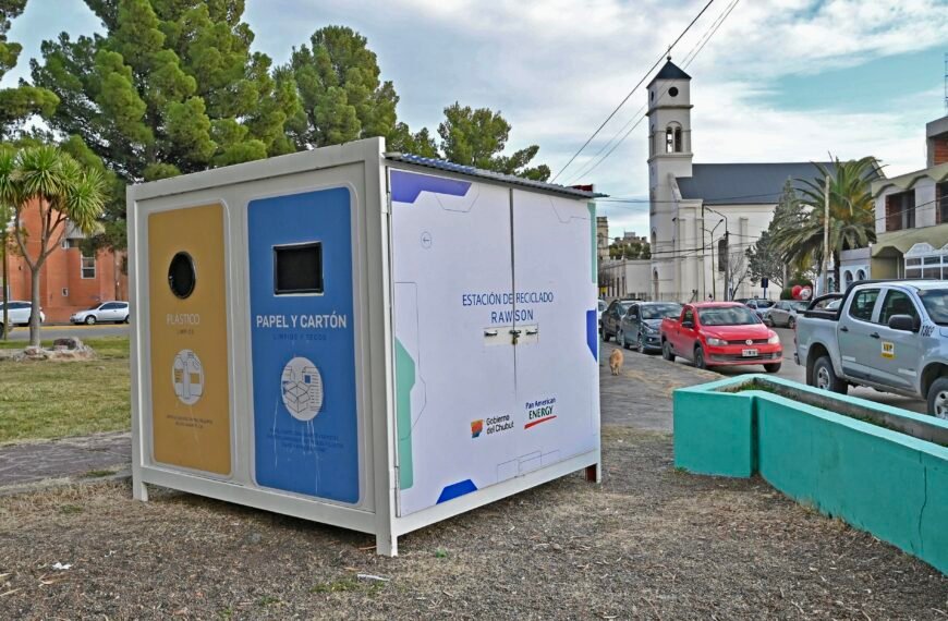 PAE y la Secretaría de Ambiente del Chubut continúan con el aporte de estaciones de reciclado