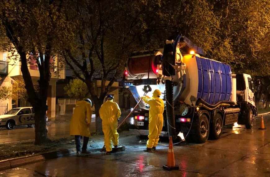 Corte de calzada en el centro por tareas de saneamiento