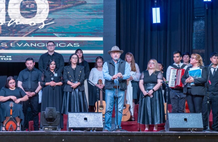 Othar estuvo presente en el Día de las Iglesias Evangélicas