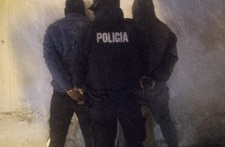 Dos detenidos por daños e intentar robar en&hellip;