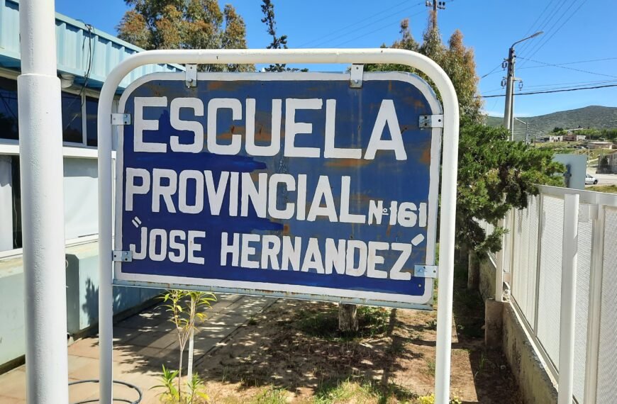 Padres de la Escuela 161 juntan firmas para&hellip;