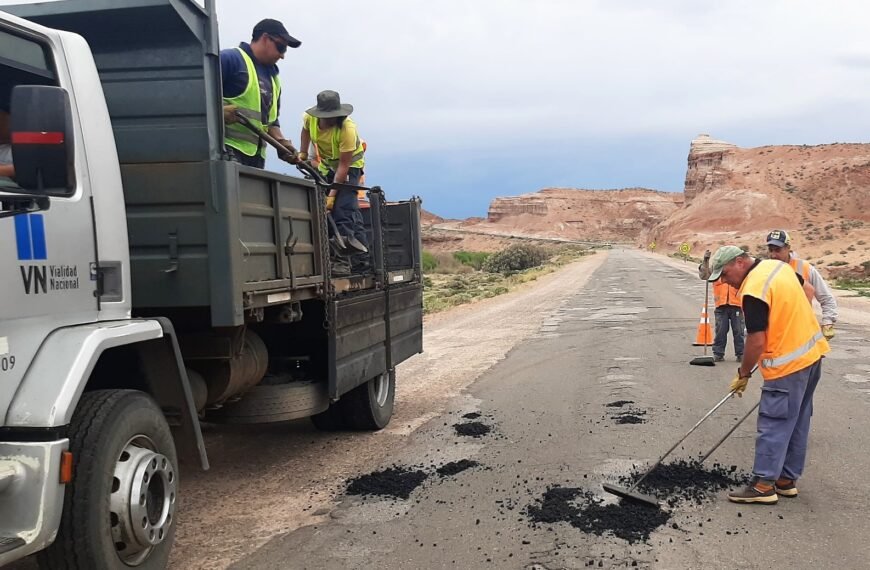 Avanzan las obras de bacheo y mejoras en la Ruta Nacional 25