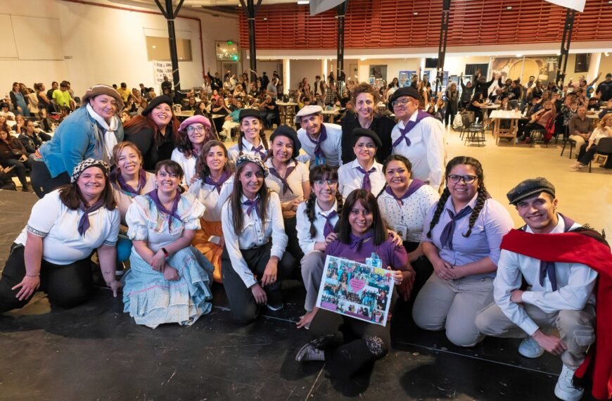 Con gran convocatoria se concretó la peña folclórica «Por una Vida Libre de Violencias»