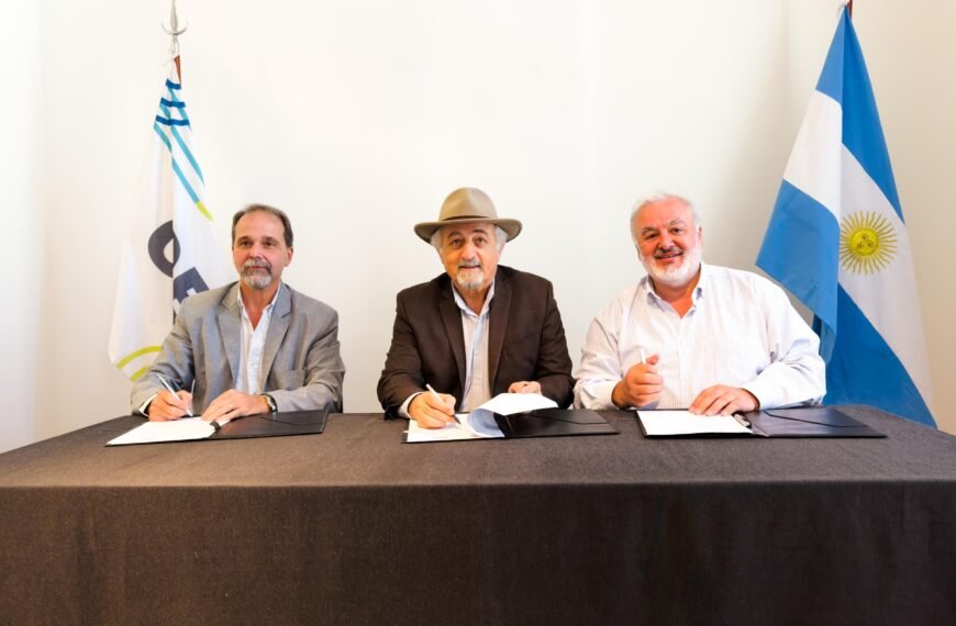 Othar rubricó convenio marco con la Organización de Estados Iberoamericanos