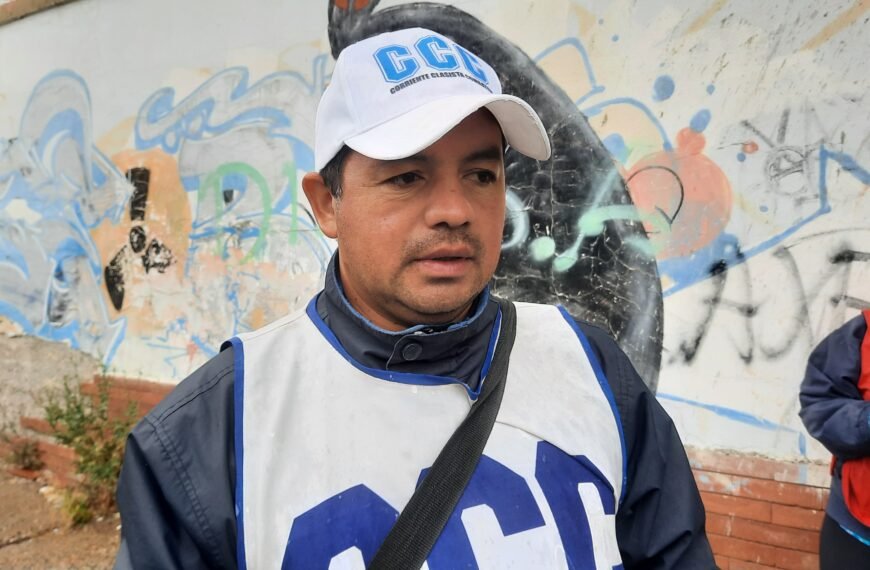 «Este gobierno Nacional es hambreador y vende Patria»