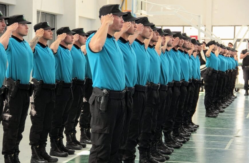 La Policía del Chubut incorpora más de 200 nuevos agentes en tres ciudades