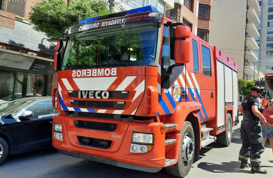 Bomberos de Comodoro cuentan con tres nuevas autobombas