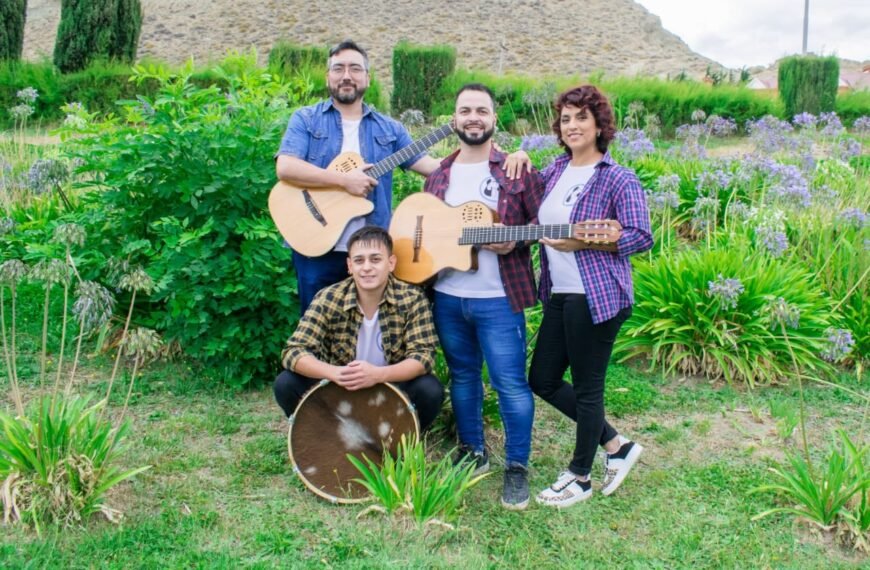 Amapola llega al Centro Cultural Rada Tilly con su música en vivo
