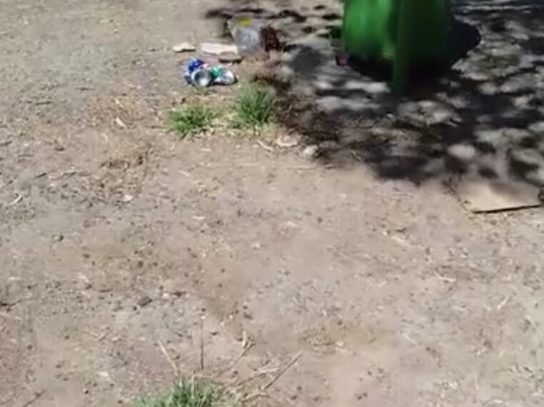 Vecinos denuncian abandono de la histórica Plaza Juana Sosa en el Km 5