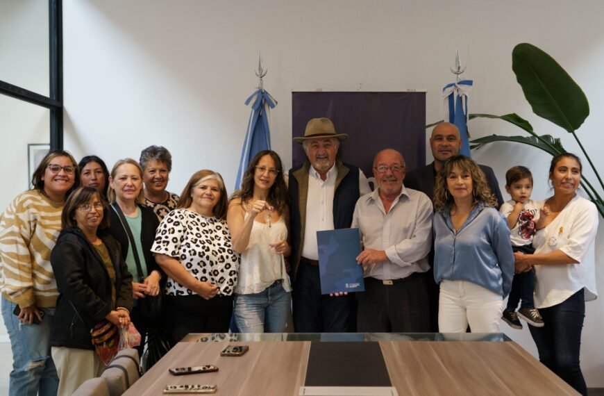 Entregaron un espacio en comodato a la asociación “Una sonrisa en tu cabeza”