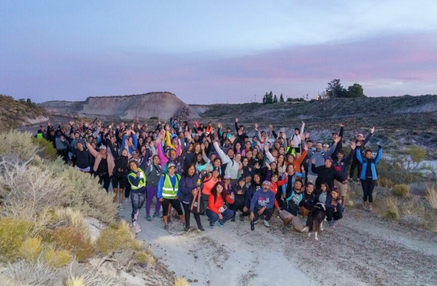 El Trekking de la Luna Llena Aniversario cumplió exitosamente su objetivo solidario