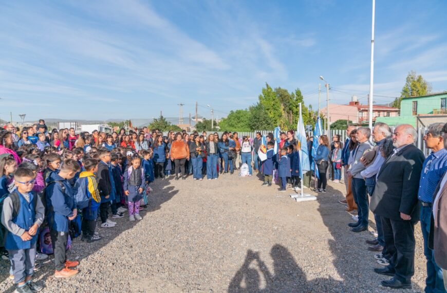 Othar dio inicio al ciclo lectivo en la Escuela Municipal