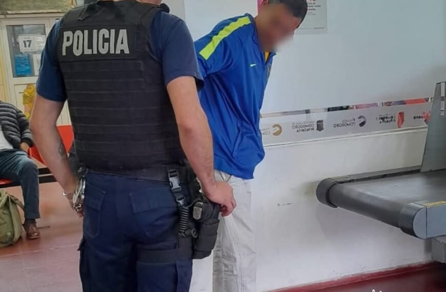 Lo identificaron en la terminal de omnibus y quedó detenido