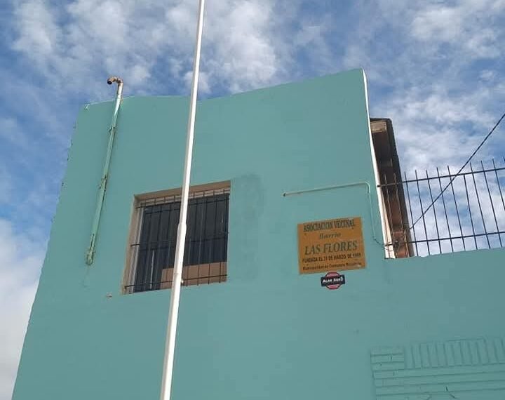 Ropero comunitario en barrio Las Flores