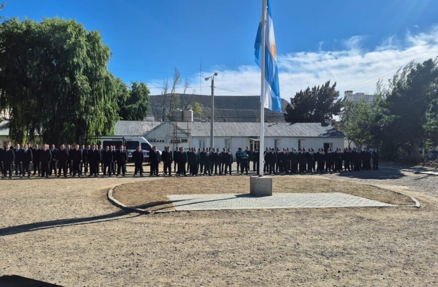 90 aspirantes a policías iniciaron el ciclo lectivo 2025