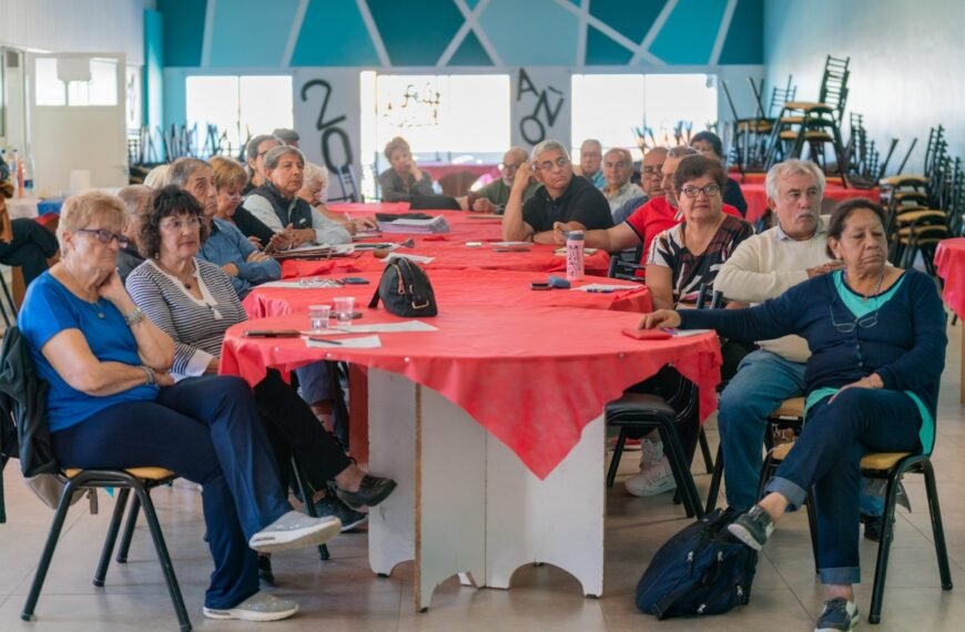 El Municipio realizó la presentación de beneficios para Jubilados y pensionados