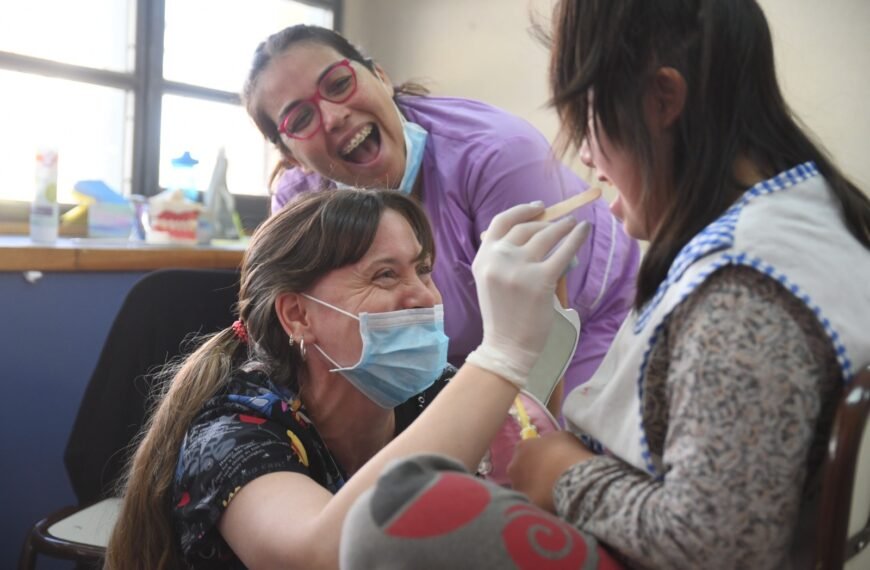 Impulsan controles de salud integral para alumnos ingresantes a Primaria y Secundaria