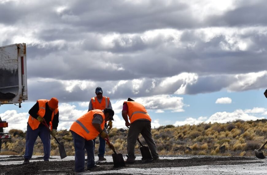 Vialidad Nacional inició trabajo de bacheo en la ruta nacional 40
