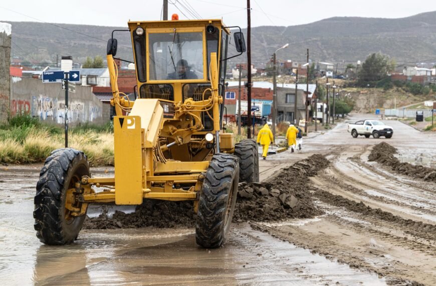 Comenzó la recuperación y mantenimiento de la trama vial
