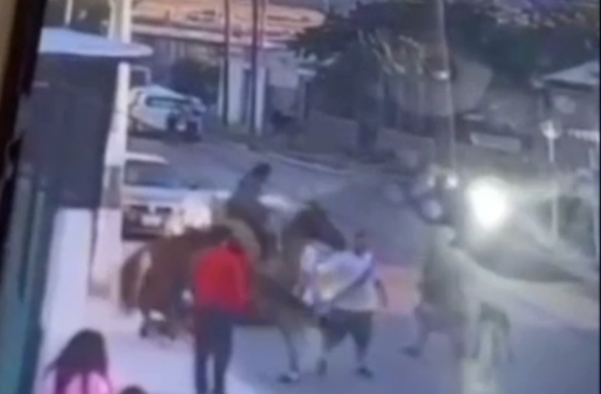 Una pelea en Ciudadela involucró caballos y rebenque