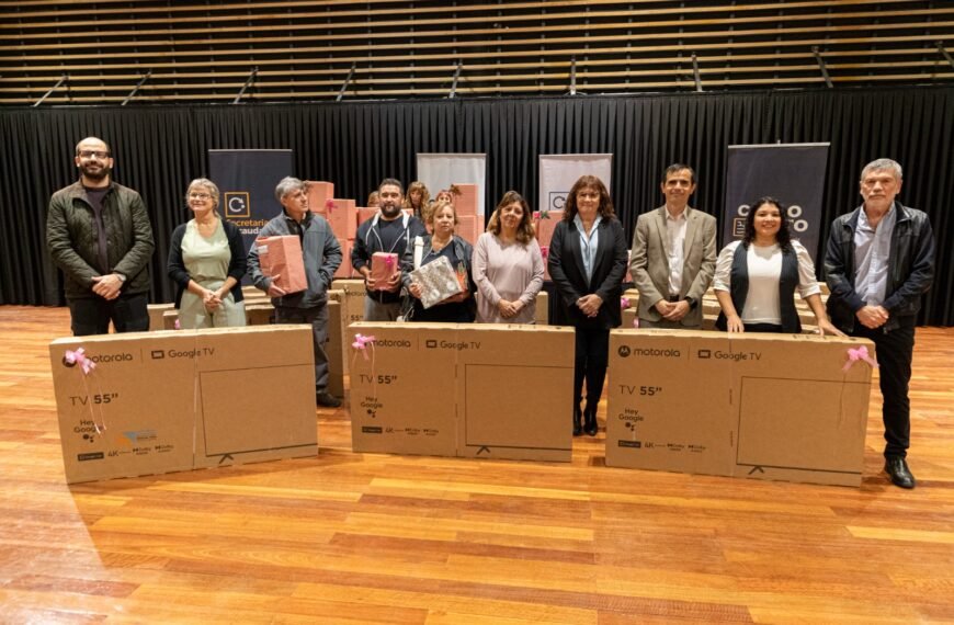 El Municipio premió a los contribuyentes que adhirieron al pago anual