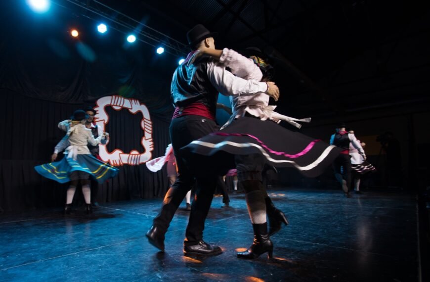 Comienza el Ciclo «Noche de Pioneros» 2025