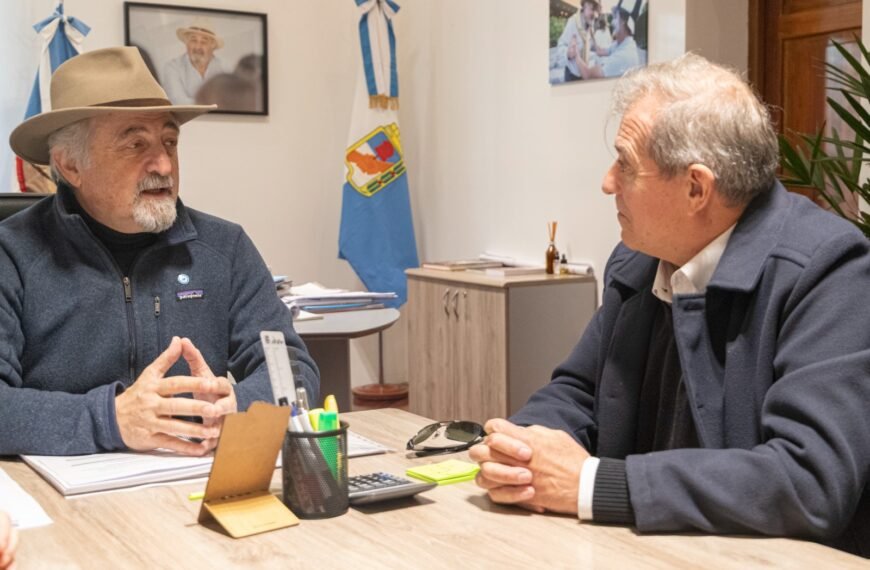 Othar se reunió con el ministro Punta