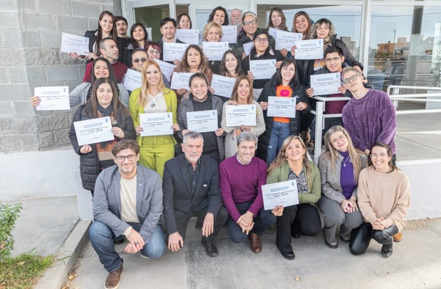 25 empleados municipales recibieron el certificado del Programa de las Naciones Unidas para el Desarrollo