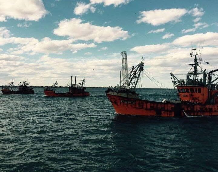 Acuerdo para monitorear la flota pesquera provincial