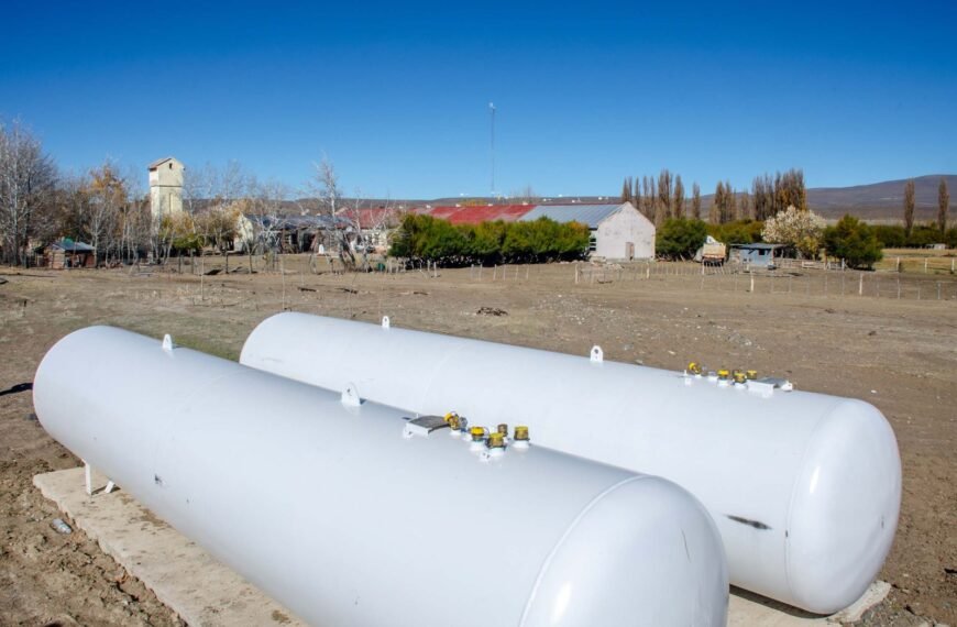 Garantizan el suministro de gas en escuelas y hospitales de la cordillera chubutense