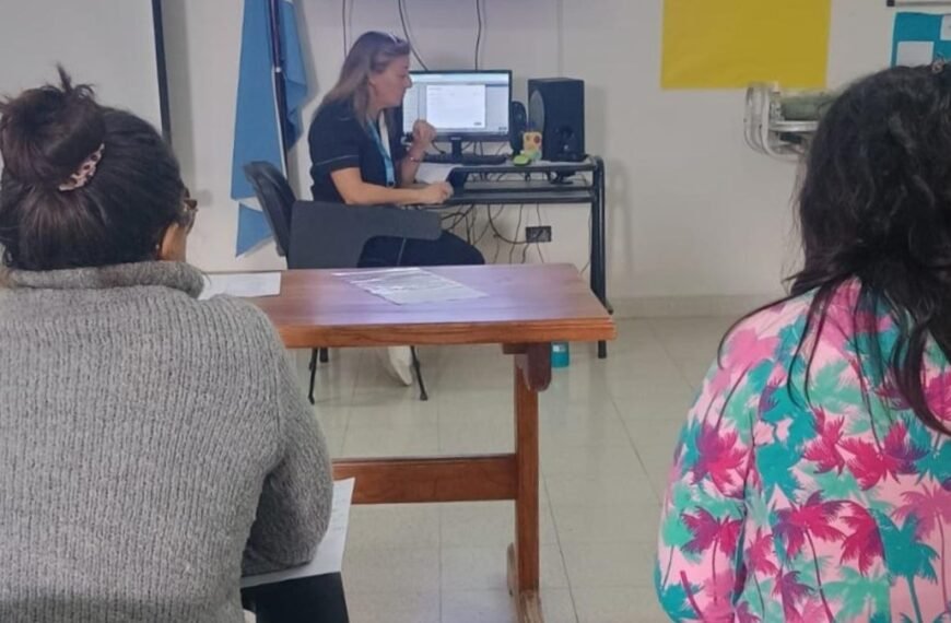 Capacitación sobre Historia de Salud Integrada para profesionales de Comodoro