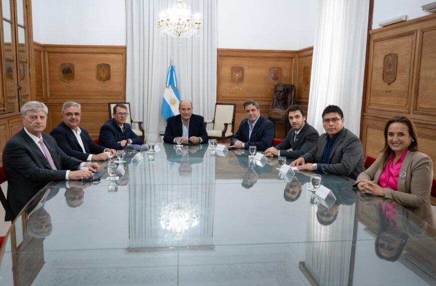 Torres participó de la reunión con Guillermo Francos y gobernadores en Casa Rosada: reforma fiscal, desburocratización e infraestructura