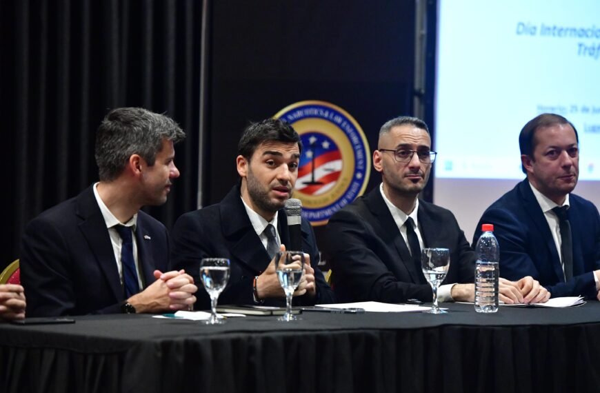 Torres disertó en foro sobre narcocriminalidad y destacó que “Chubut está entre las provincias mejor posicionadas en la lucha contra el flagelo de la droga”