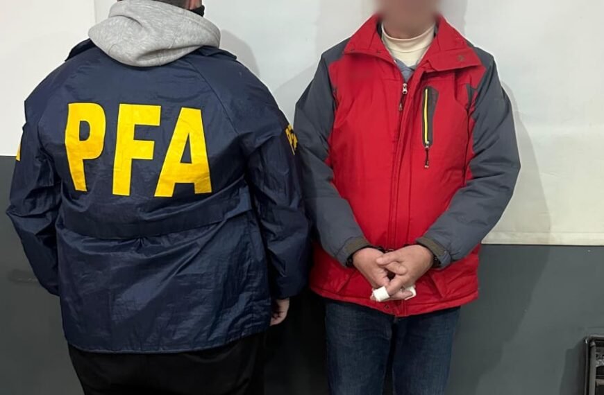 La policía Federal Argentina detuvo a uno de los diez prófugos más buscados
