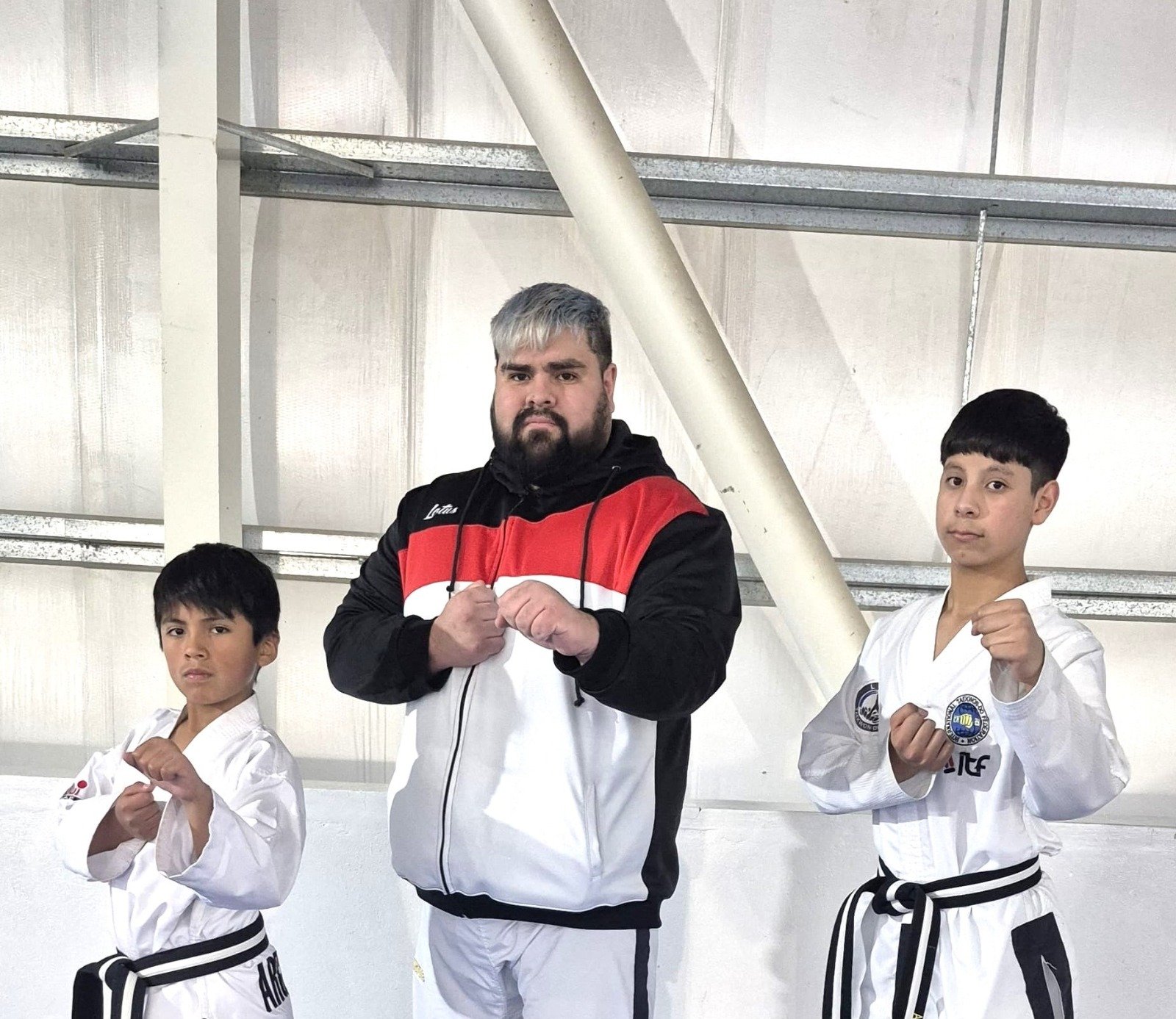 Comodorenses compiten en el Grand Prix de Taekwondo «The Devil Open» 2025