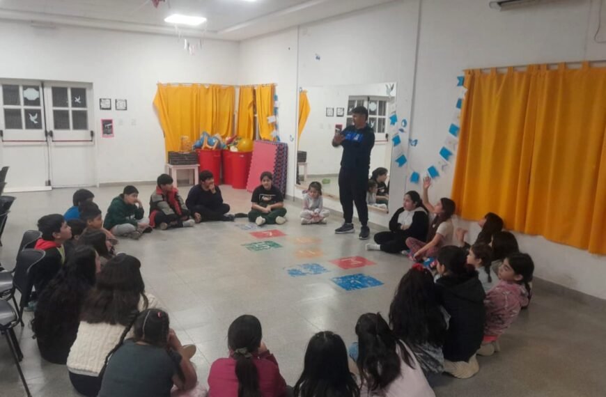 26 niños y niñas participaron de un pijama party en Patria Grande